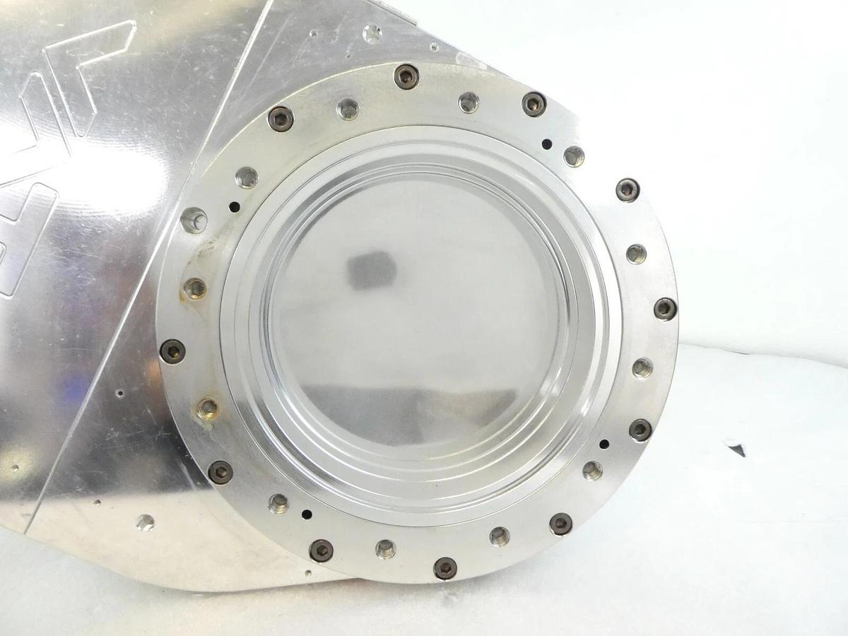 Used VAT 65046-PA52-AIW2 Pendulum Control & Isolation Gate Valve Series 650 Working