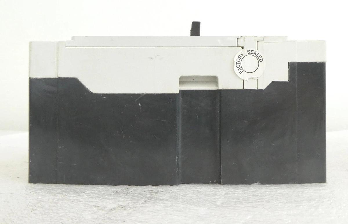 Used Eaton JGS3250NN 3-Pole Industrial Circuit Breaker J250S Lot of 3 Working Spare