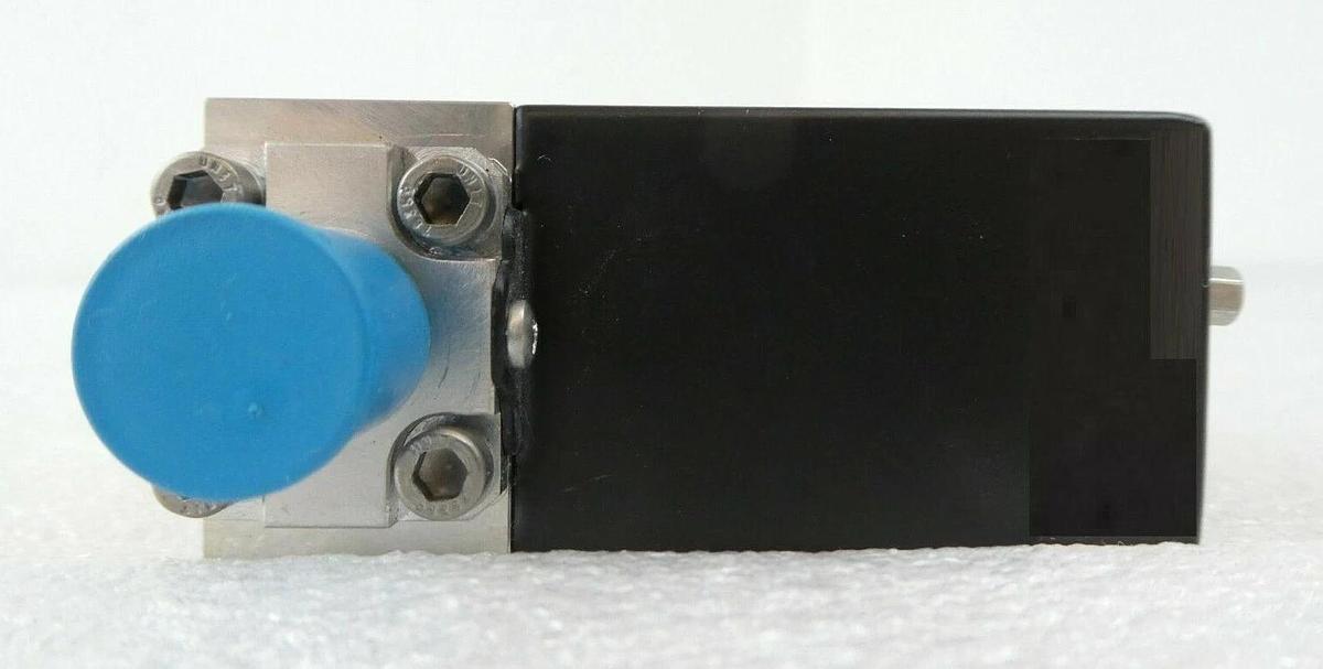Used Kinetics 800-802-1002 Mass Flow Controller MFC Swagelok SS-BNV51-C Working Spare