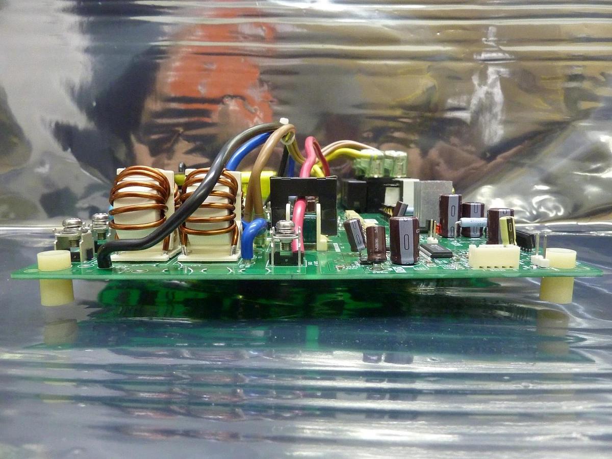 Used Toshiba MCC-1369-02 Power Distribution Board PCB Used Working