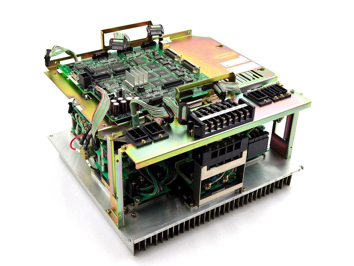 Used Yaskawa Electric CACR-PR01-KA4BU AC Servo Unit SERVOPACK Controller