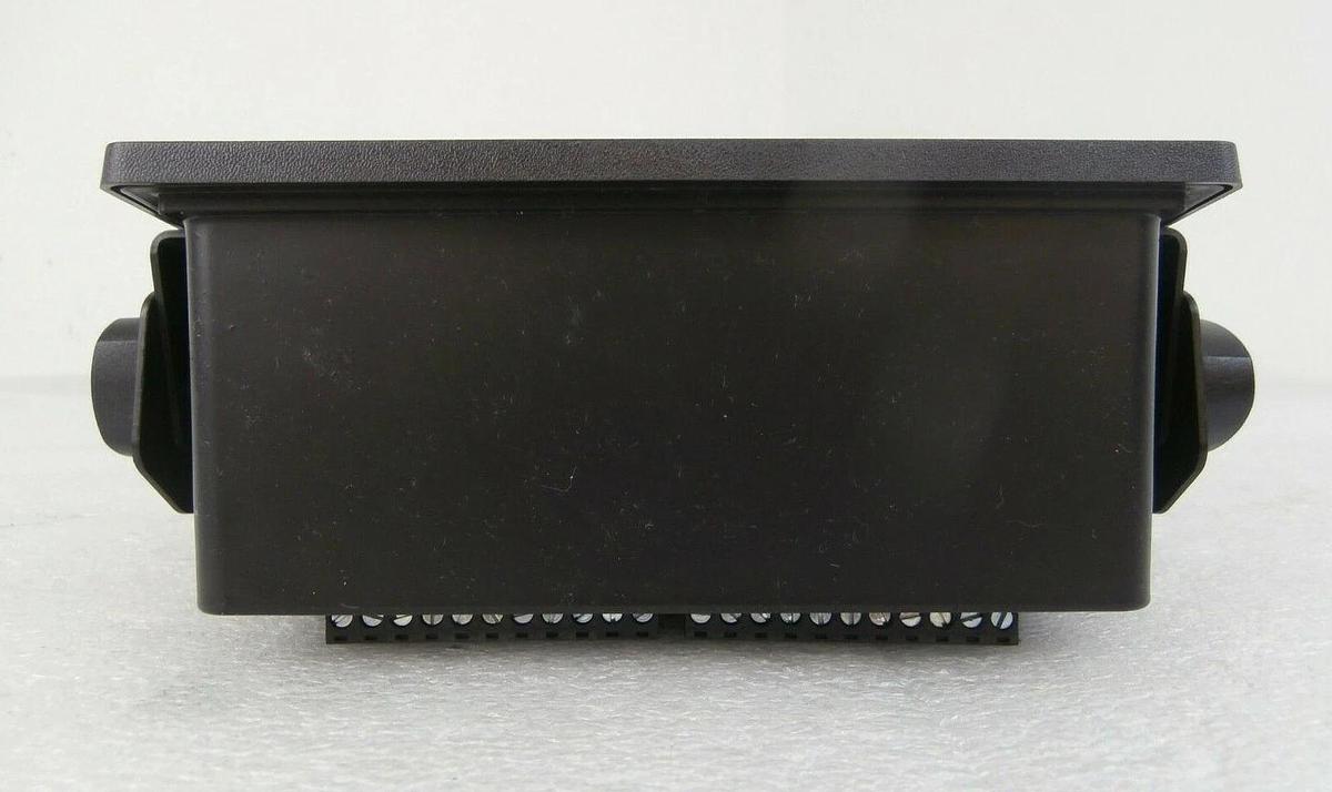Used SPAN Instruments 2000 2-Channel Display Controller LR300 with Stand Working