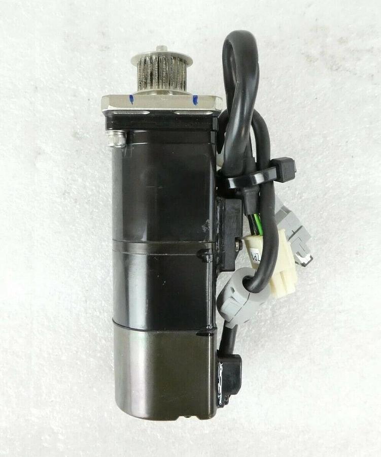 Used Yaskawa Electric SGMAH-A5A1A6C Reseller Lot of 6 Nikon NSR FX-601F Working Spare
