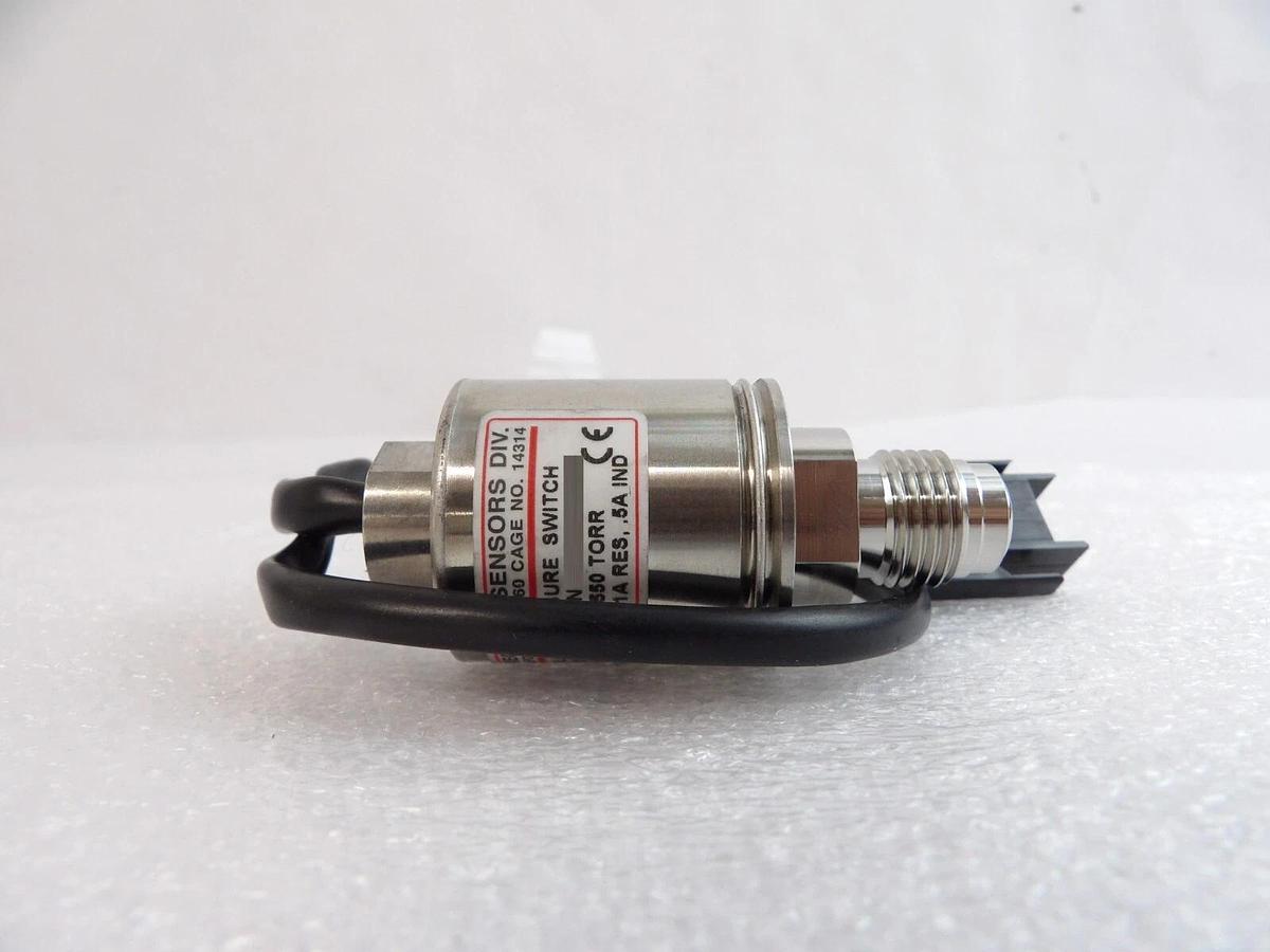 Used UE Precision Sensor Pressure Switch E36W-H420 E36W-H42 Lot of 5 Working
