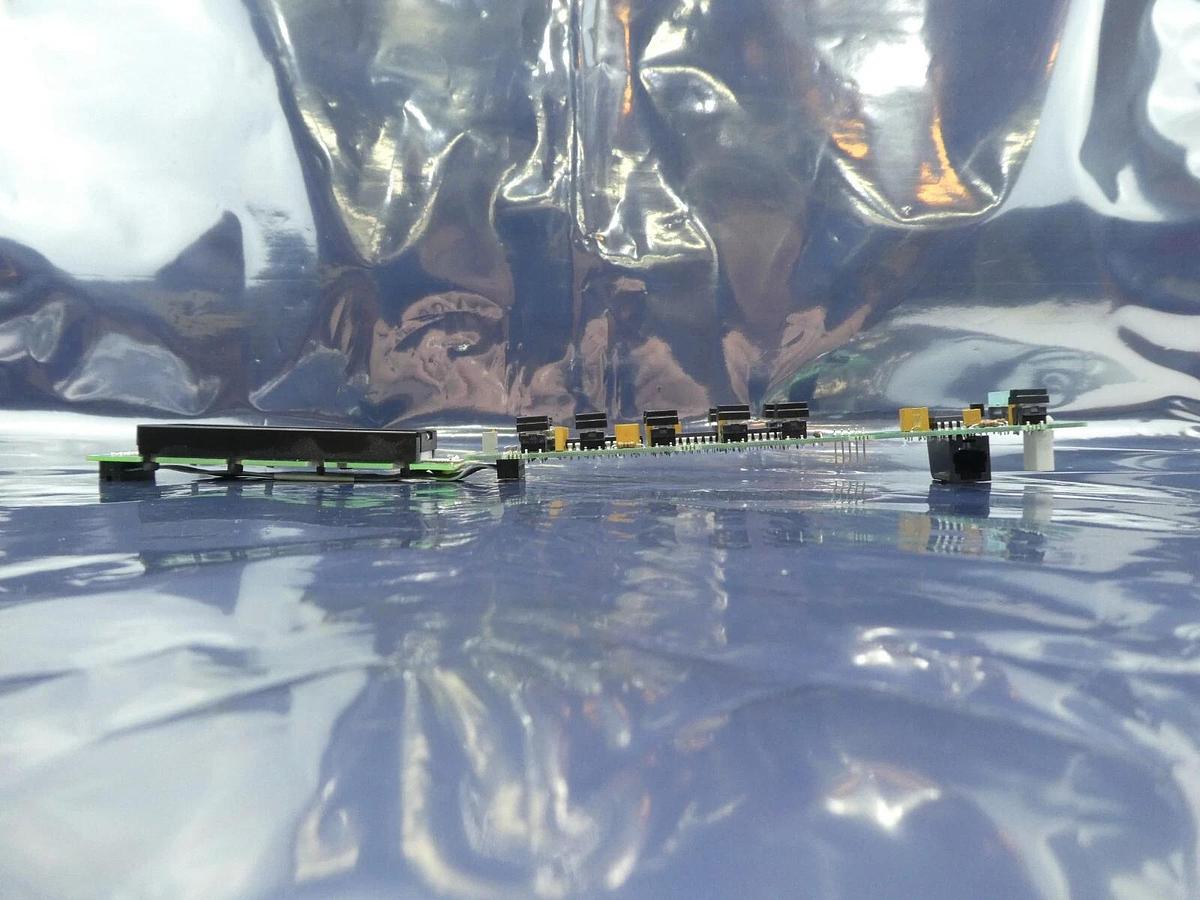 Used ENI Power Systems 000-1000-396 Display PCB 003-1000-395 000-100-S05v0200 Working
