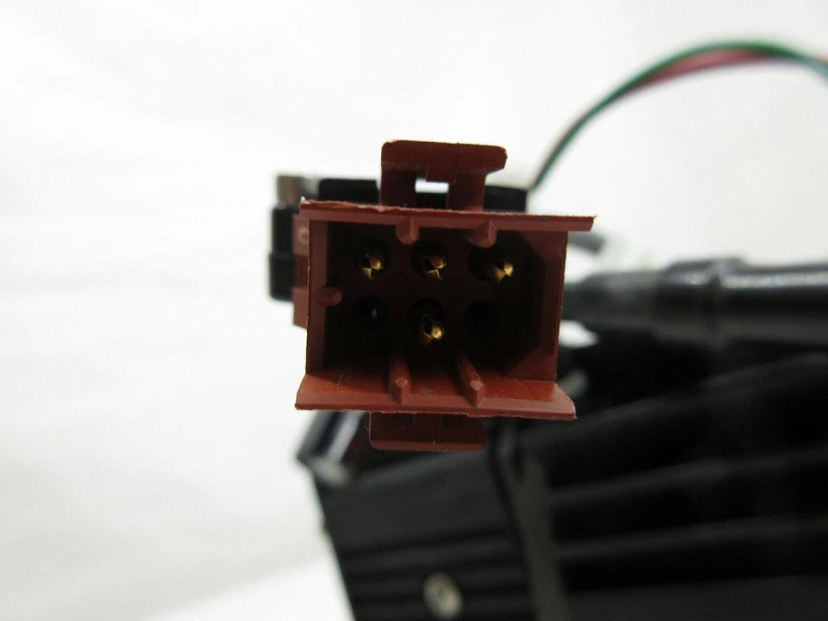 Used MFM Technology TW34X-0.50-3502 Stepping Motor SVG 99-49456-01 Used Working