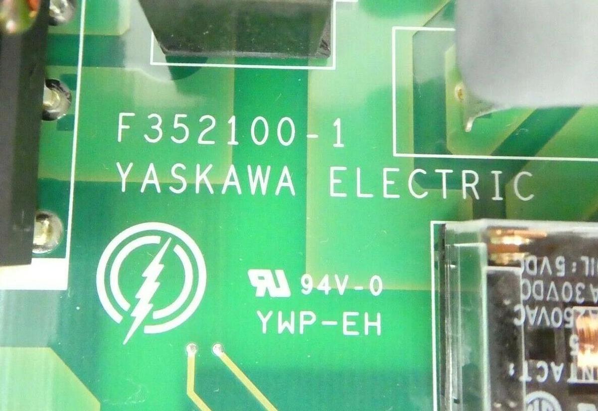 Used Yaskawa Electric SGDR-COBCB030GAB Robot Power Supply PCB Card NXC100 Working