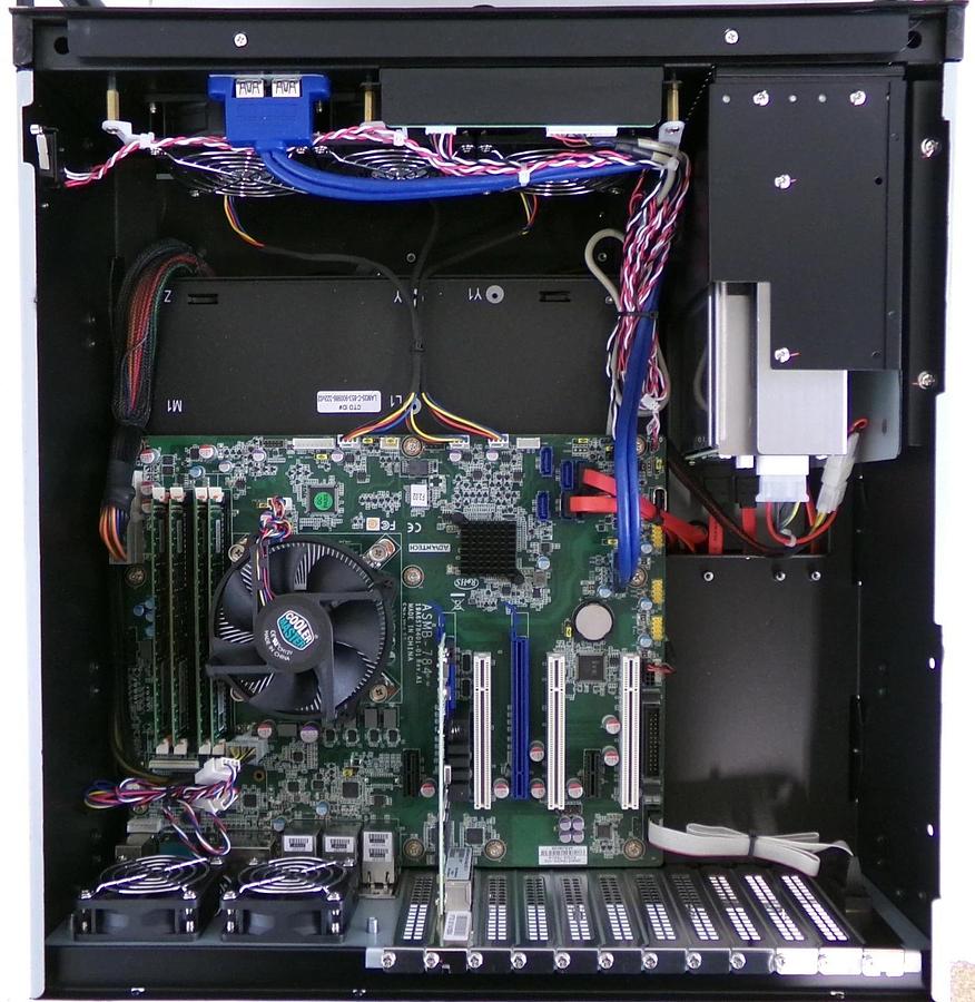 Used Advantech HPC-7400 Rack Mount Industrial PC 3.50GHz Lam 853-900986-322 Working