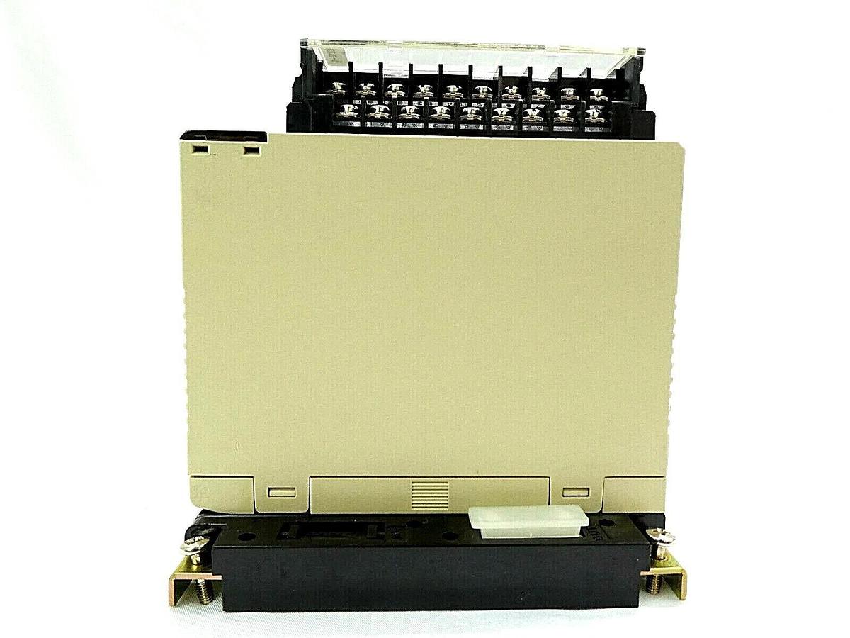 Used Omron C200HX Programmable Logic Controller PLC Microbar Trackmate CPU44-E Spare