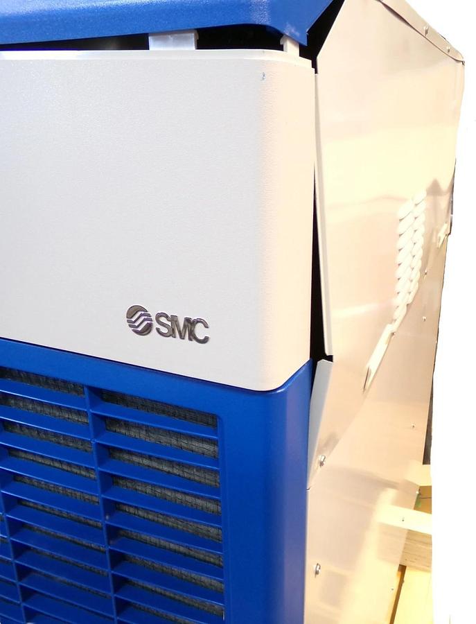 SMC Pneumatic HRSH090-WN-20 Thermo Chiller Damaged New Surplus