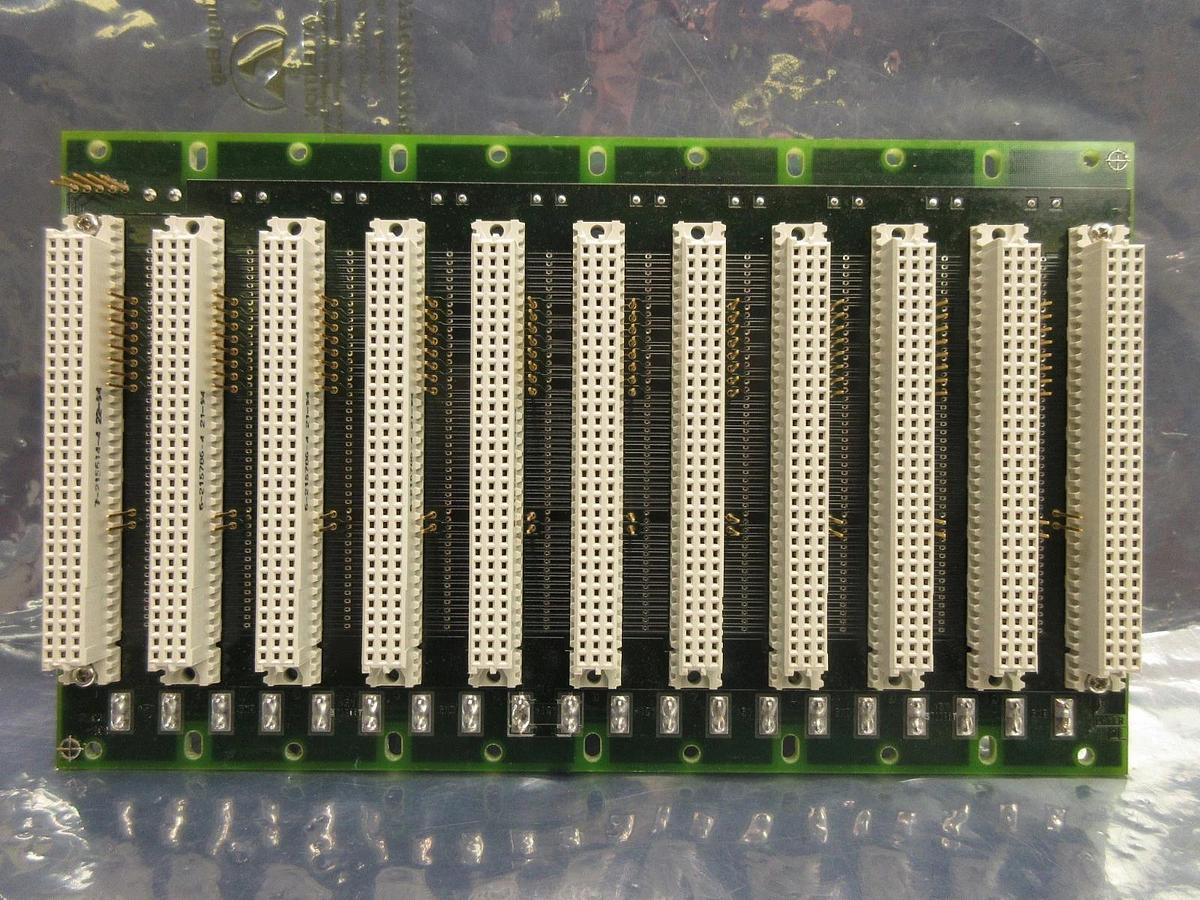 Used Schroff 60800-381 VME Systembus 11-Slot Backplane Board PCB Used Working