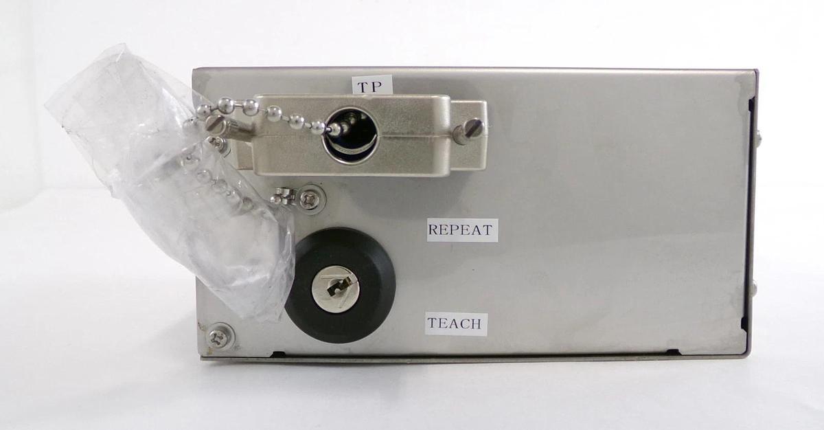 Kawasaki 50819-0071 Robot and GT Pendent Teach Box New Surplus