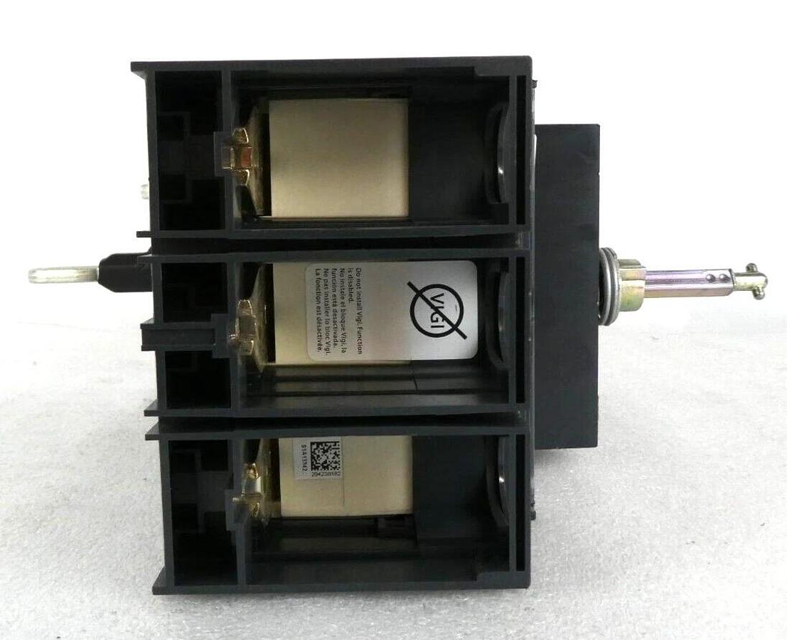 Used Schneider Electric LRF36400U31X 3-Pole Circuit Breaker PowerPact LR400 Working