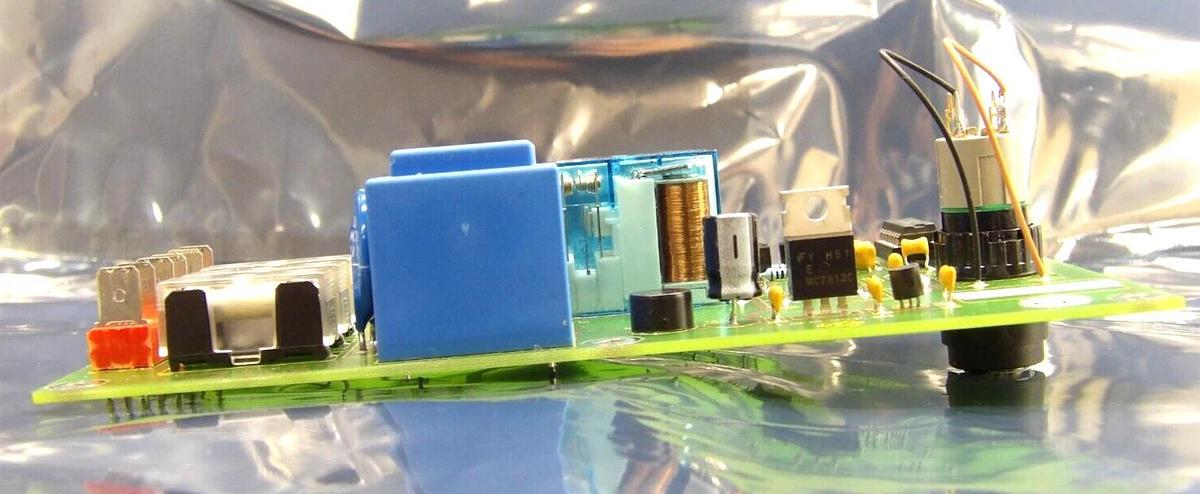 Used Bruker 252307.00096 Operation Key Switch Relay PCB UTTAC-1A UltrafleXtreme Spare