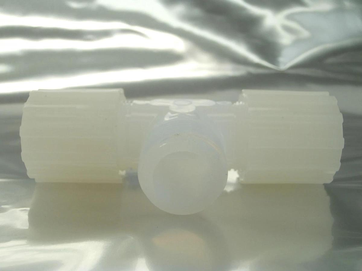 Entegris BT12-12FN-1 Tee Adapter Branch 3/4" Flaretek x 3/4" MNPT Lot of 12 New