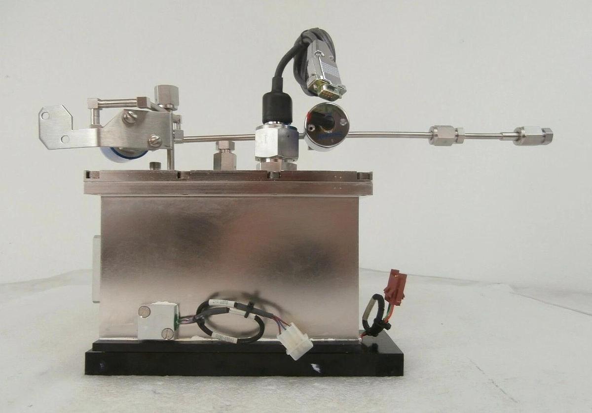 Used AMAT Applied Materials 0010-10430 VER IV Dopant Ampule Precision 5K P5000 Spare