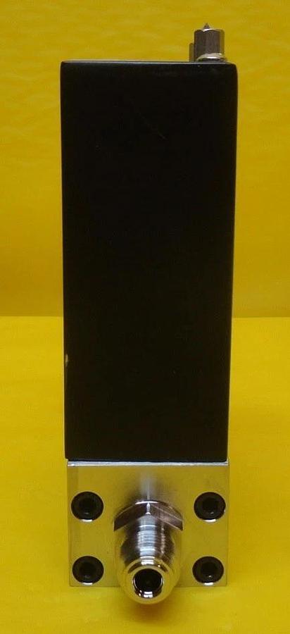 Used Mykrolis FC-2960MEP5 Mass Flow Controller MFC 2900 Series 500 SCCM N2 Used
