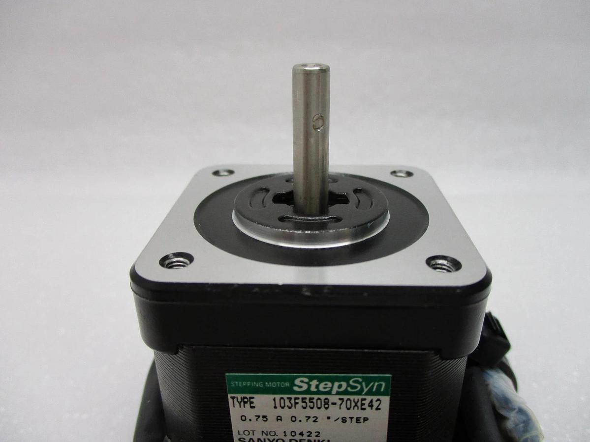 Used Sanyo Denki 103F5508-70XE42 Stepping Motor StepSyn TEL Lithius Working Surplus