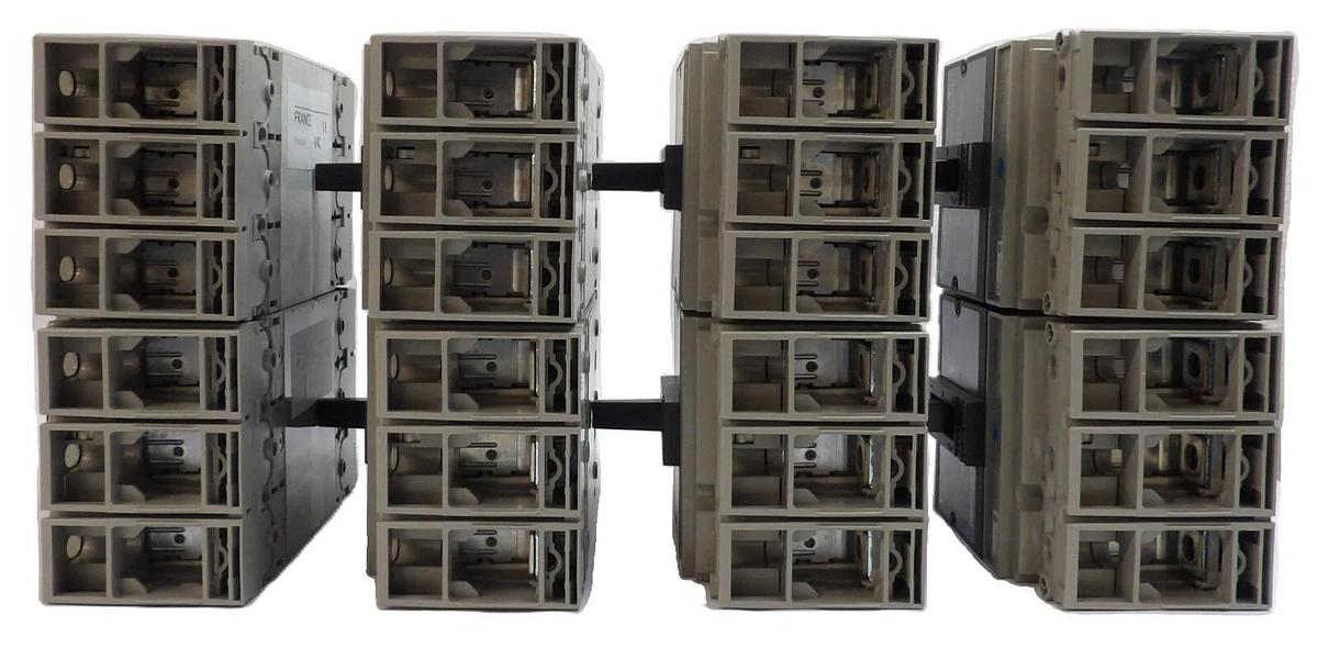 Merlin Gerin NFNF36225 3-Pole Circuit Breaker Compact NSF250 N Lot of 8 New
