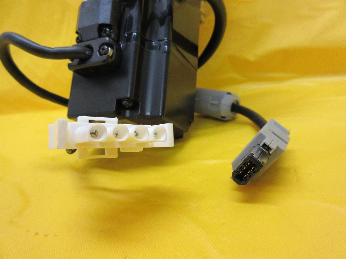 Used Yaskawa Electric SGMAH-02A1A4S AC Servo Motor Assembly Used Working