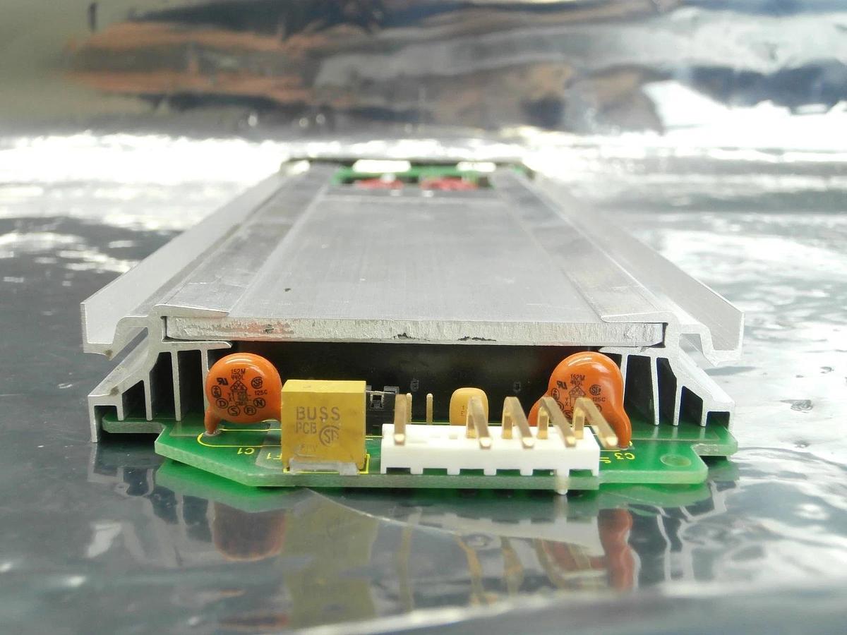 Used Vicor 20-130056-10 Switching Power Supply Module MegaPAC L5.1V/19.6ADL Used