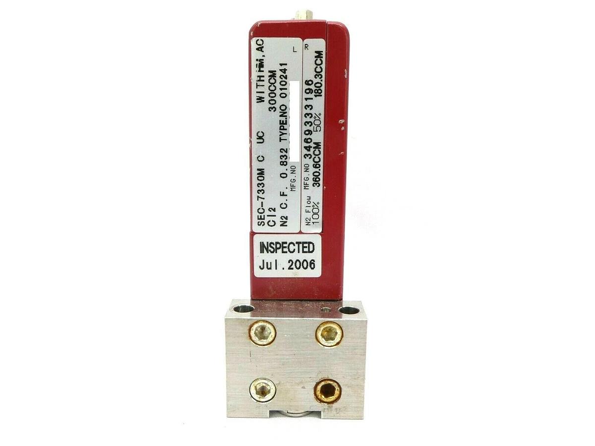 Used STEC SEC-7330M MFC Mass Flow Controller SEC-7330 300 CCM Cl2 Working Spare