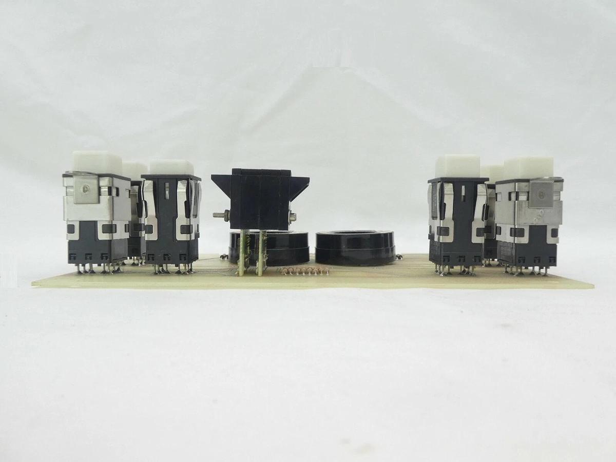 Used Varian Semiconductor VSEA DH0333001 Display No. 2 PCB Card H0333-1 Rev. B Spare