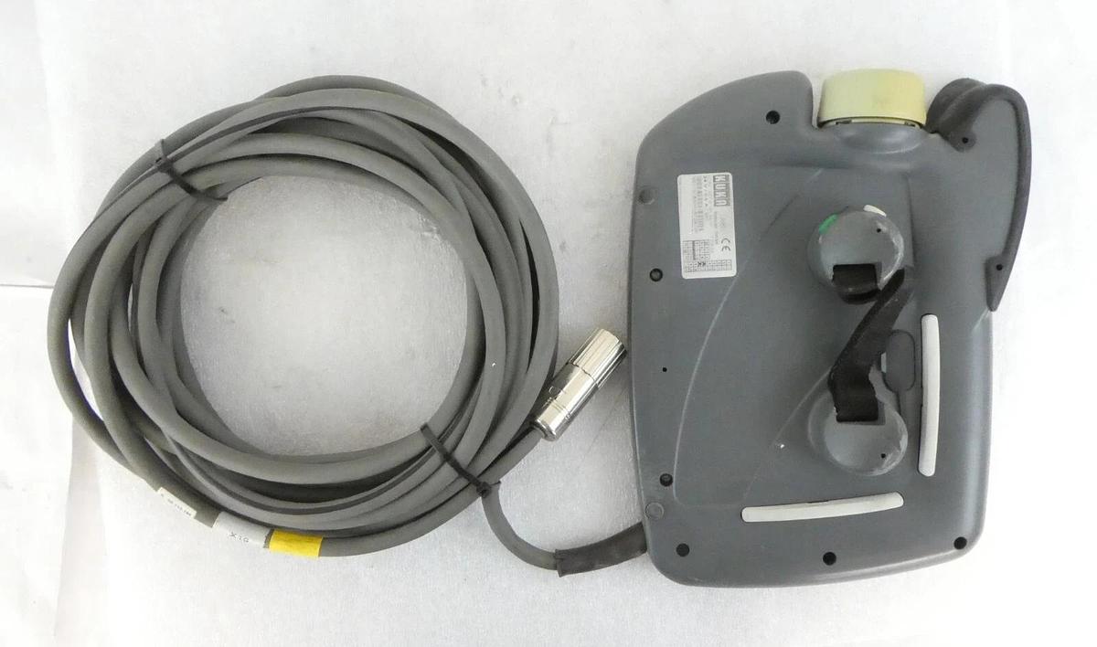 Used Kuka Roboter KR 3 6-Axis Industrial Robot Arm KCP2 Schunk OPS-80-PNP Untested