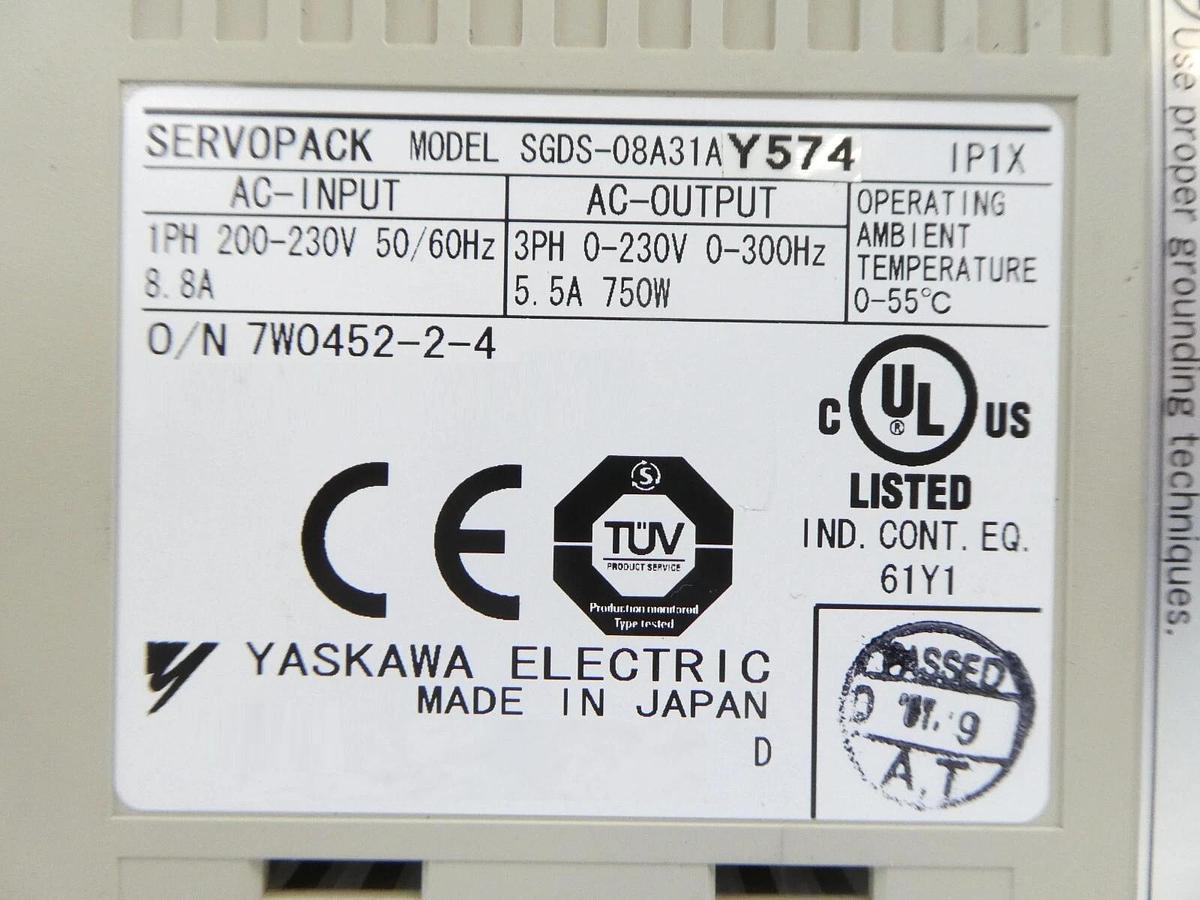 Used Yaskawa Electric SGDS-08A31AY574 Servo Drive SERVOPACK Working Surplus