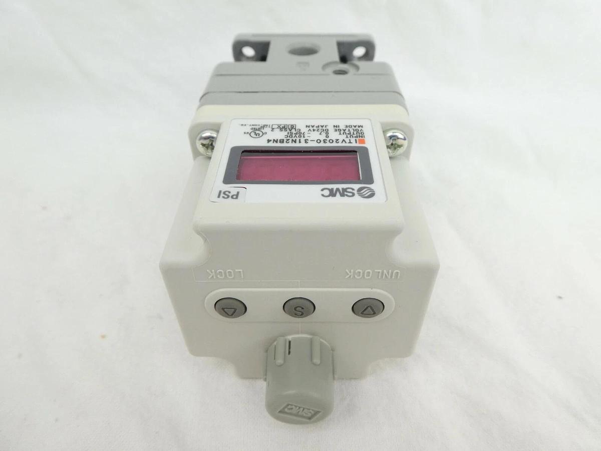 SMC ITV2030-31N2BN4 E/P Regulator ITV2000 New Surplus