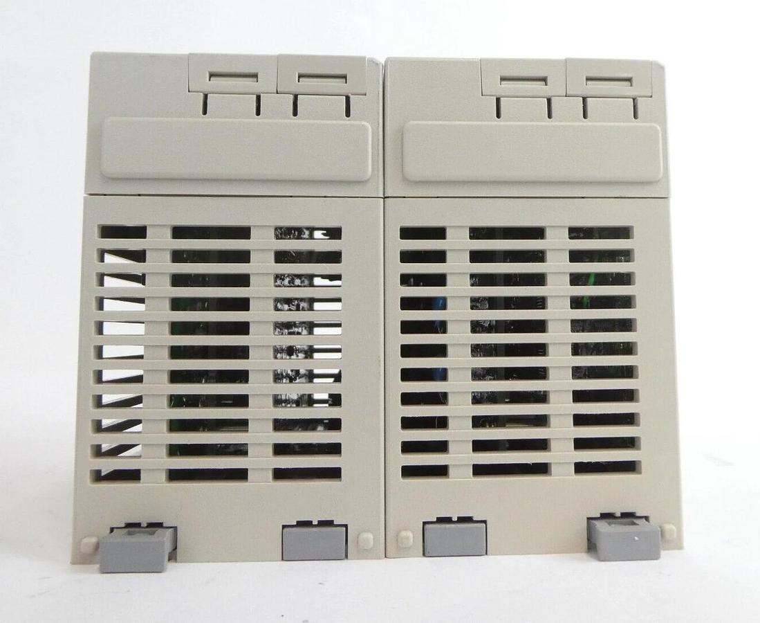 Used Yaskawa Electric SGD7W-1R6A30AY0810A MP3300i Servo Drive SERVOPACK Lot of 7