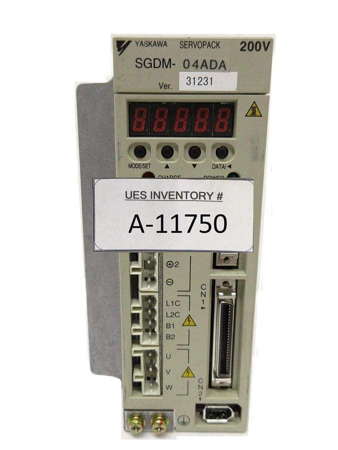 Used Yaskawa Electric SGDM-04ADA 200V Servo Drive SERVOPACK Ver. 31231 Used Working