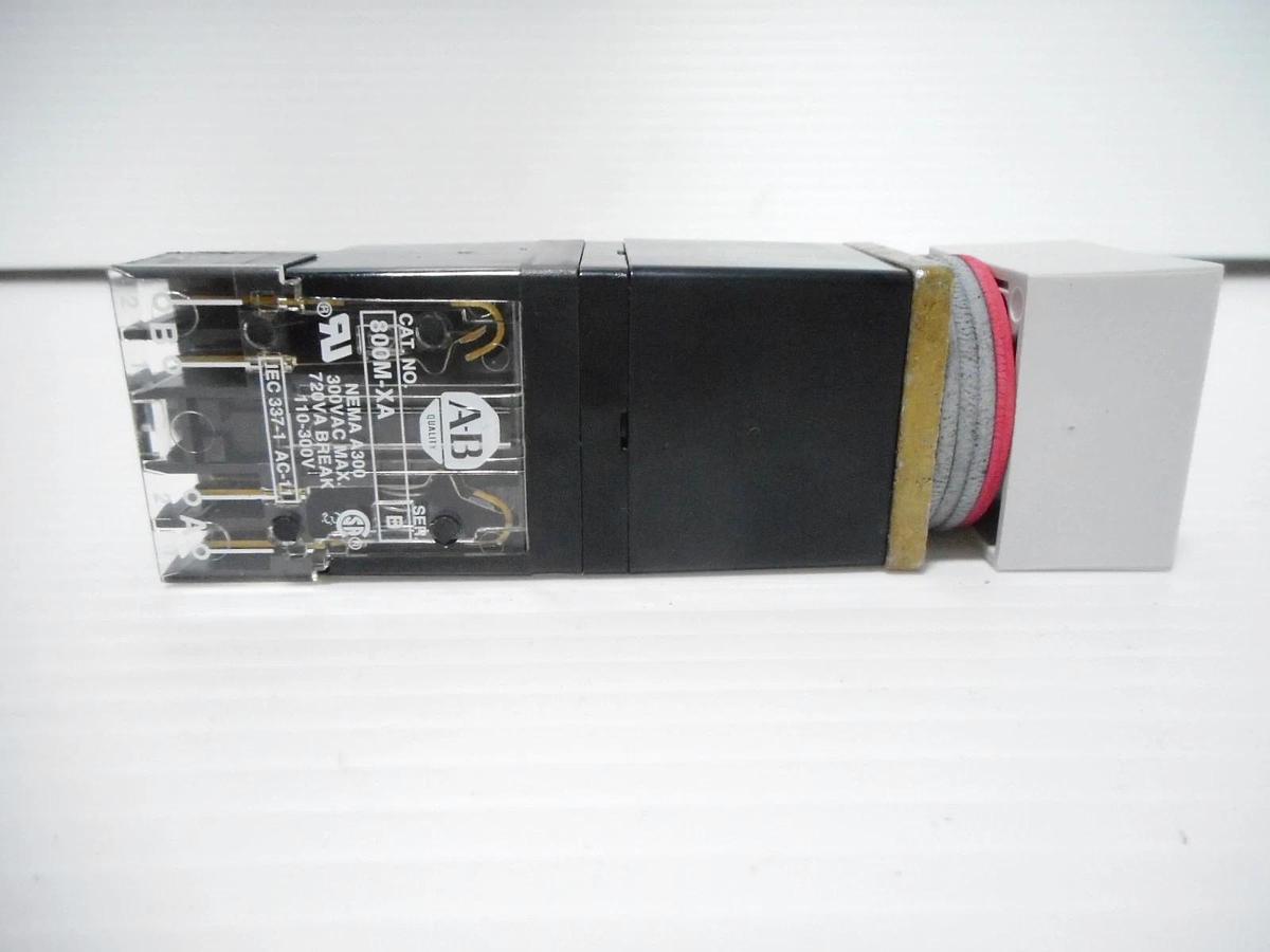 AB Allen-Bradley 800MS-H33BLA Selector Maintained Switch Lot of 11 New