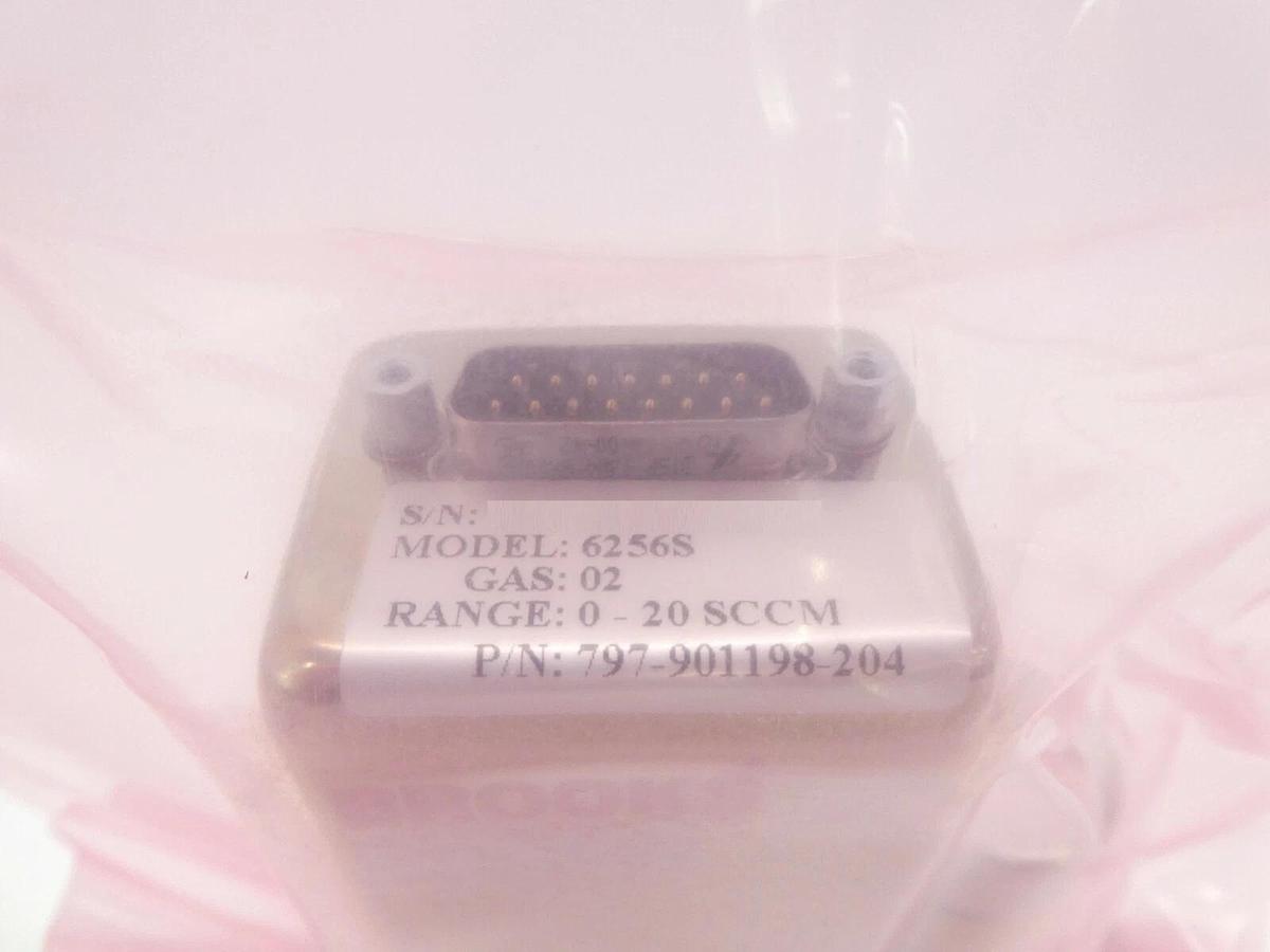 Brooks 6256S Mass Flow Controller MFC 0-20 SCCM O2 Lam 797-901198-204 New Spare