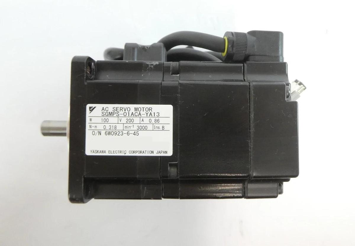 Used Yaskawa Electric SGMPS-01ACA-YA13 AC Servo Motor Lot of 2 Working