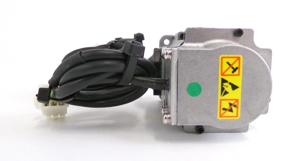 Used Sanyo Denki R2AA05010FCSSYM AC Servo Motor SANMOTION R Lot of 2 Working