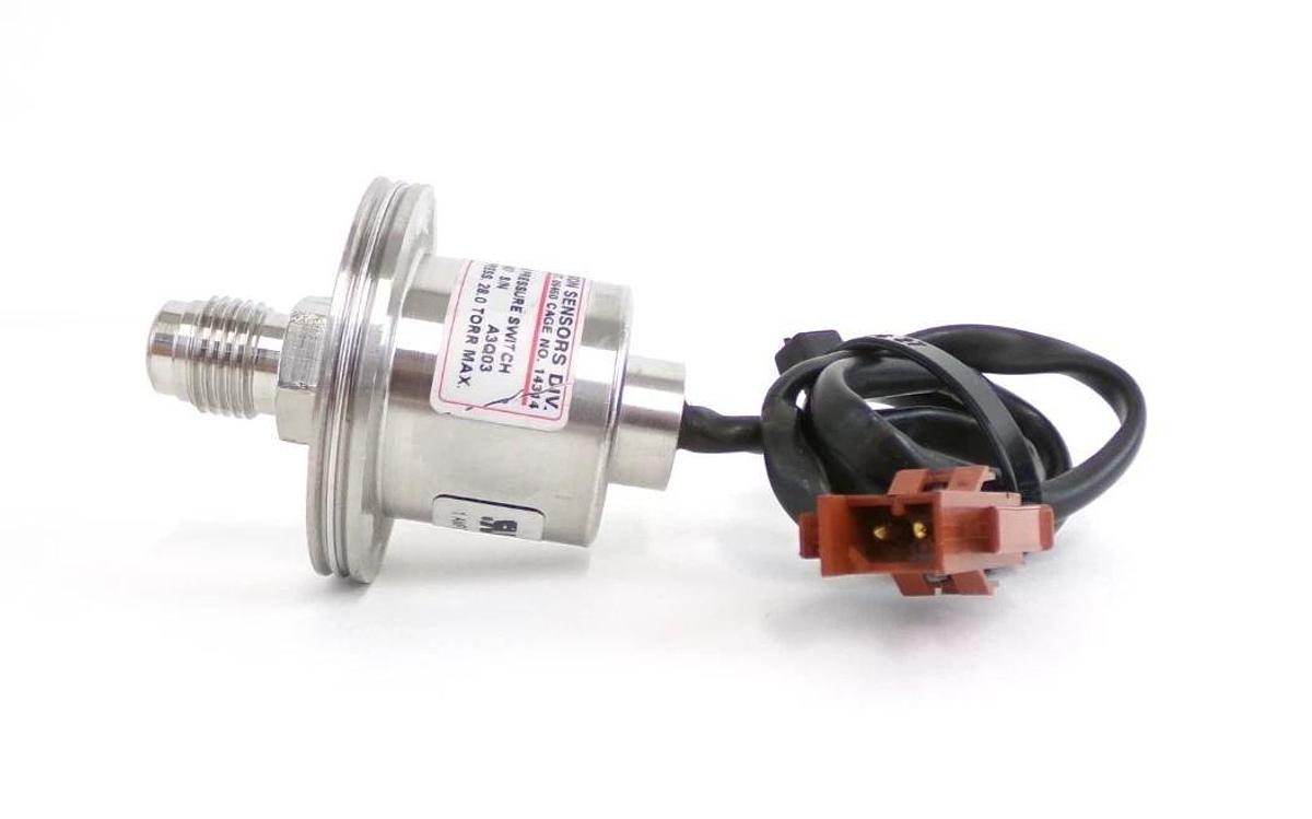 Used UE Precision Sensors E48W Absolute Pressure Switch Reseller Lot of 9 Working