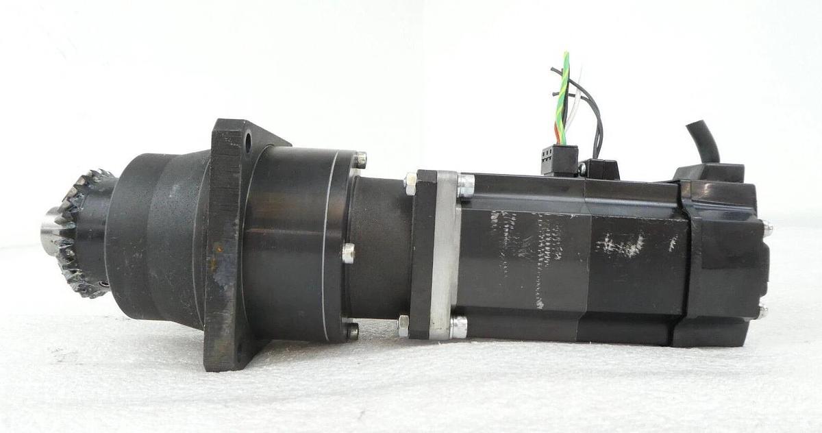 Used Mitsubishi Electric HC-PQ23BG2K Motor BK2-09B-02MEKAK1 Shinko VHT-CL1-E-1 Spare
