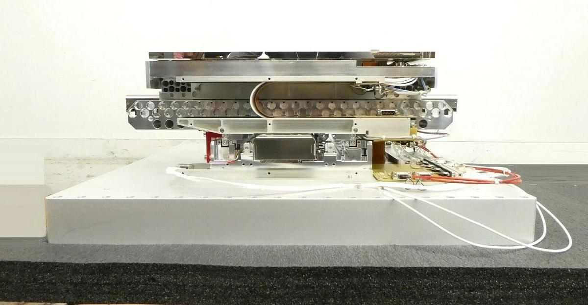Used KLA-Tencor 720-20466-000 Linear X/Y Stage Schneeberger 565 090 643 eS31 Working