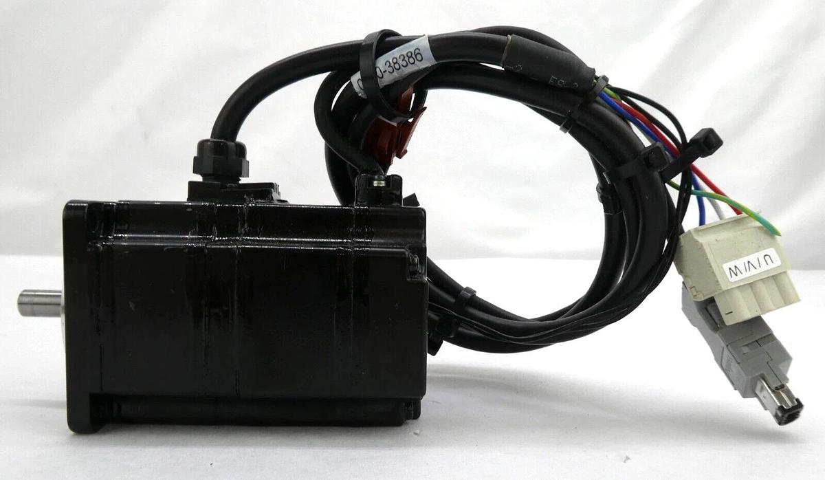Used Yaskawa Electric SGMPH-01AAE-YA25 AC Servo Motor SIGMA-2 Working Surplus