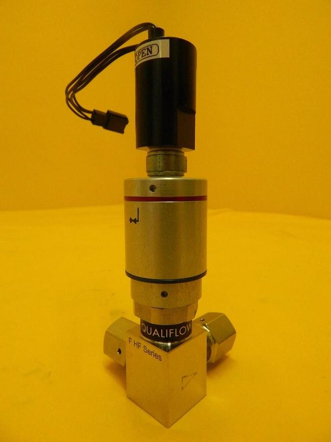 Used Qualiflow F HF Series Pneumatic Angle Valve 2x10-9atm.cm3/S?ec Lot of 3 Used