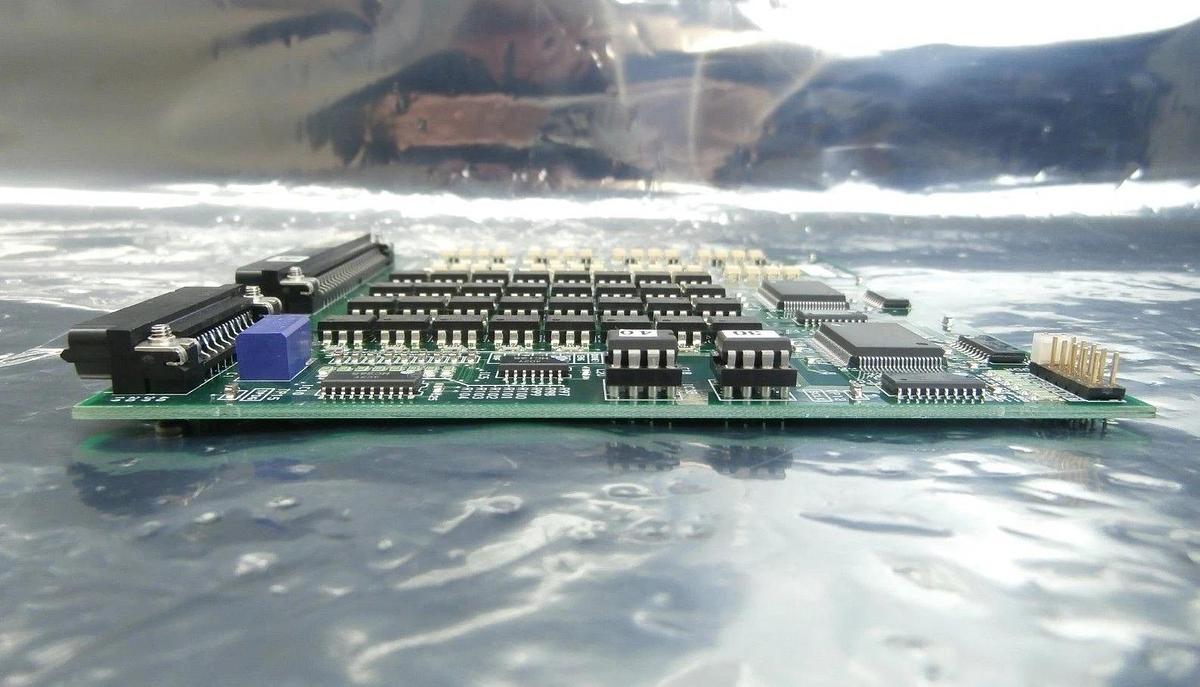 Used Hitachi DIO-01N Digital I/O Board PCB Card M-712E Shallow Trench Etcher Working