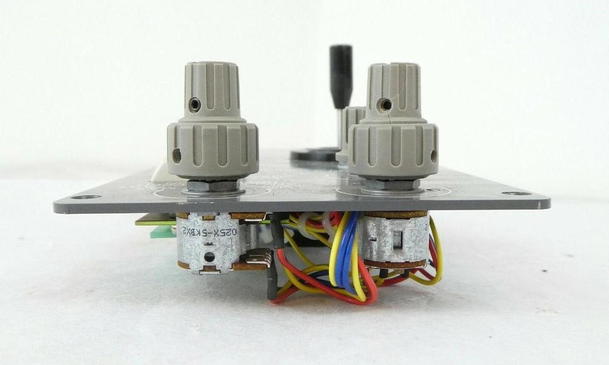 Used Nikon 2S070-043 Microscope Panel 2S700-552 OPTISTATION 3 Missing Knob Working