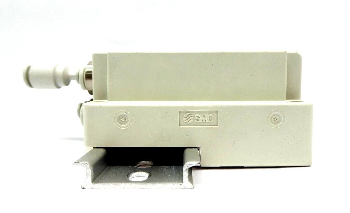 Used SMC PCW Type 7-Port Pneumatic Manifold Reseller Lot of 8 Working Surplus
