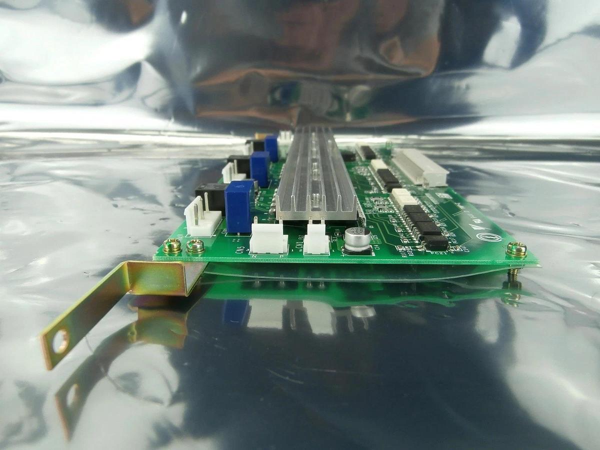 Used Yaskawa Electric SGDR-SDCCA01 Robot Controller PCB Card F352768-1 NXC100 Working