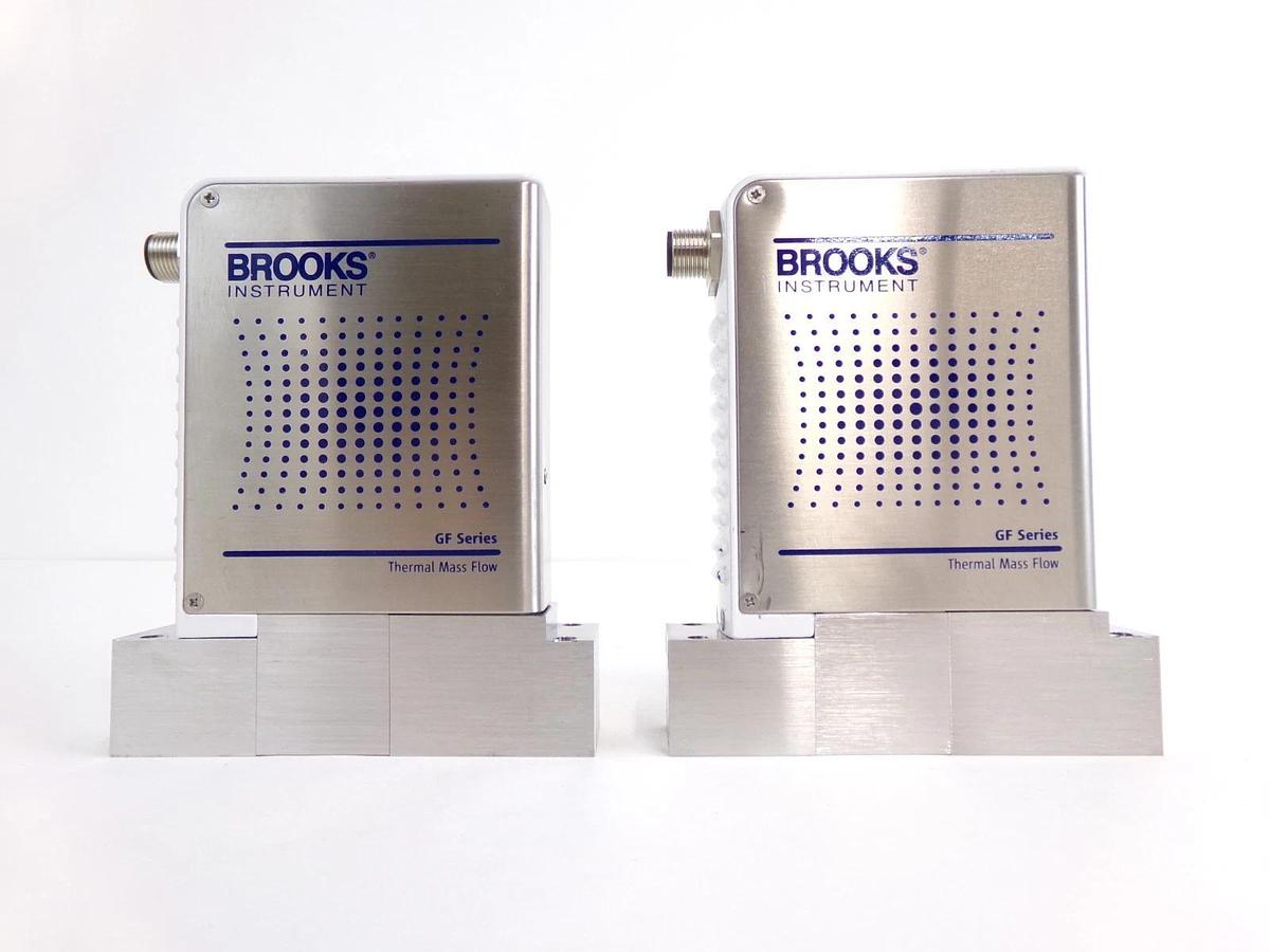 Used Brooks Instrument GF125C-108442 Mass Flow Controller MFC Lot of 4 Surplus
