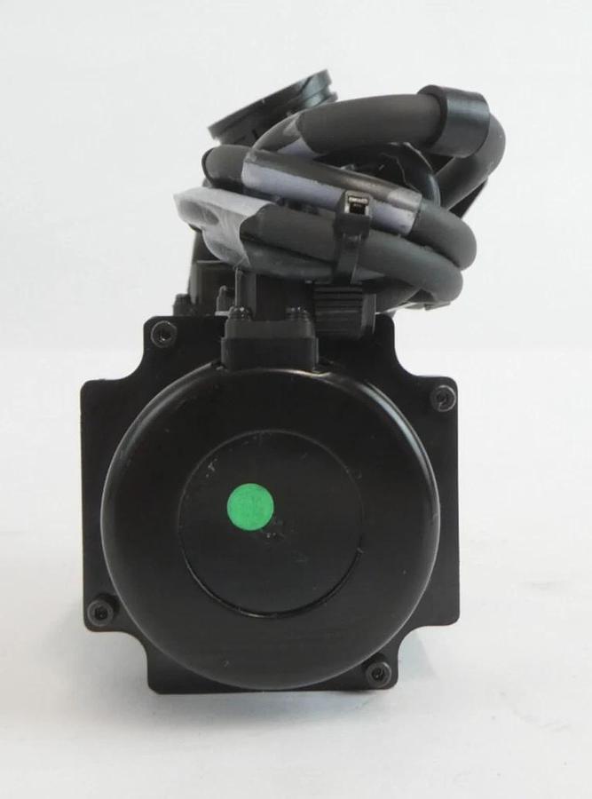 Used Sanyo Denki R2AA06010FCRBMM AC Servo Motor SANMOTION R Reseller Lot of 2 Working