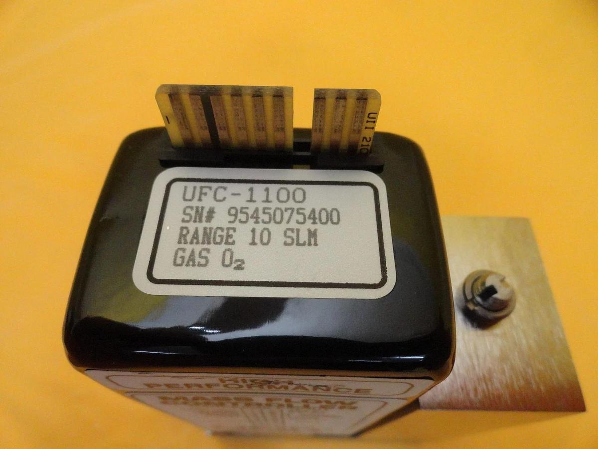 Used UNIT Instruments UFC-1100 Mass Flow Controller 10 SLM O2 Used Working