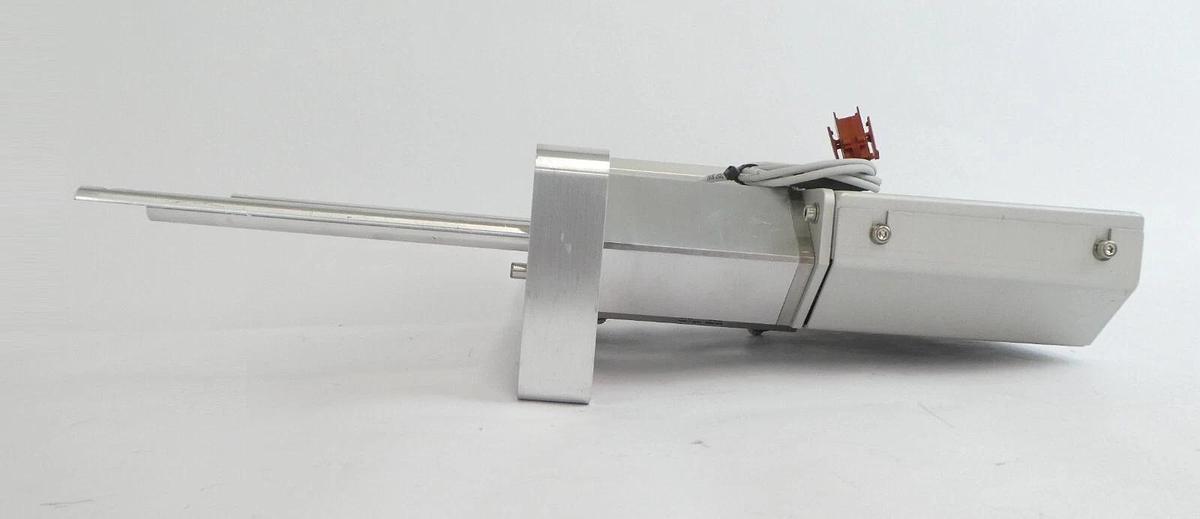 Used SMC NCDQ2B50-75DC Slit Valve Door Assembly AMAT 0040-54690 Working