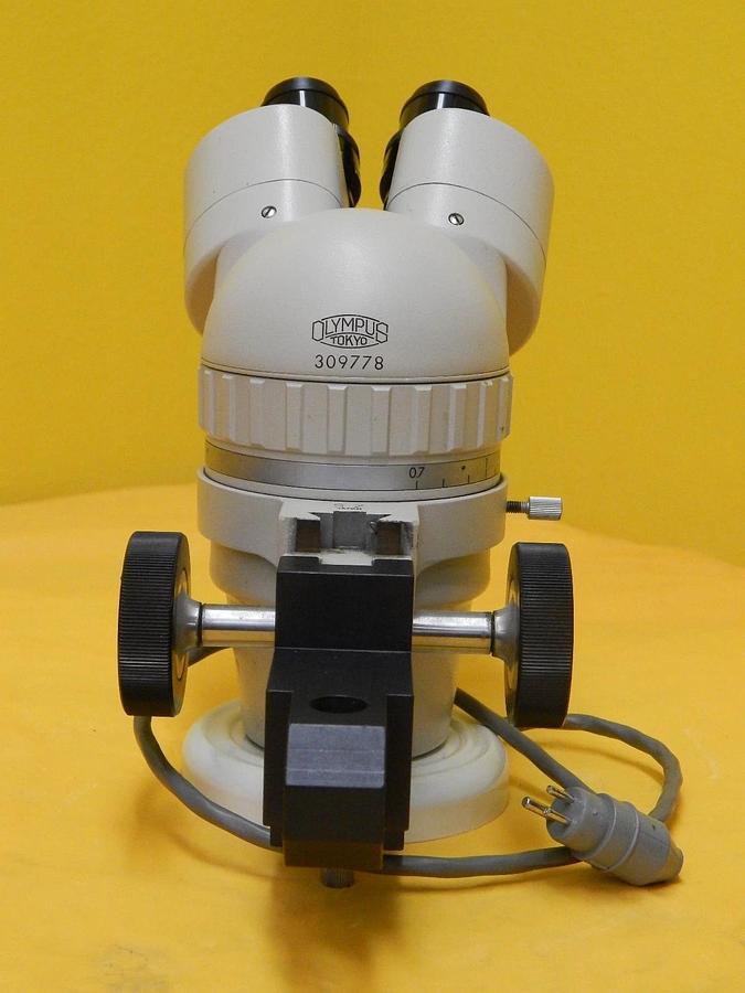 Used Olympus SZ Stereoscopic Zoom Microscope Head 0.7-4X G20X Support Block Used